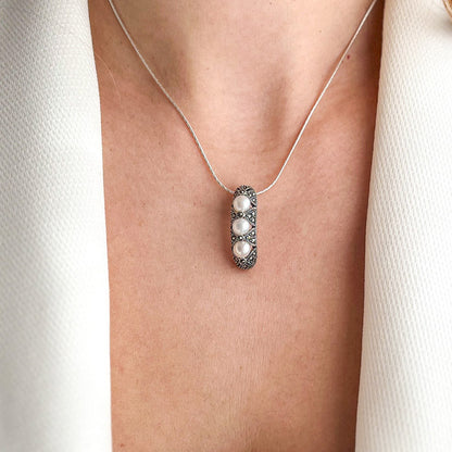 VIOLET שרשרת כסף עם פנינה