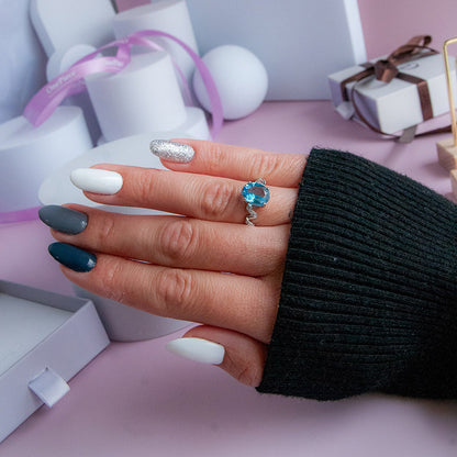 טבעת כסף "אניה" עם אבן טופז