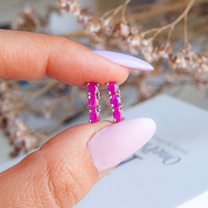 עגילי כסף "אוליב" עם אבני רובי