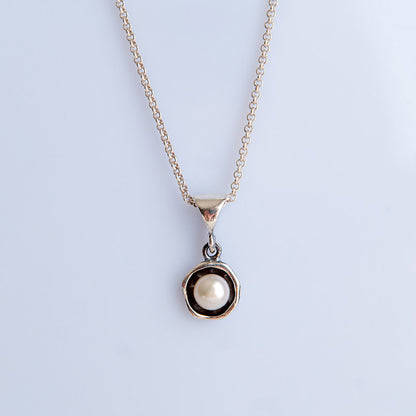 שרשרת כסף עדינה עם פנינה