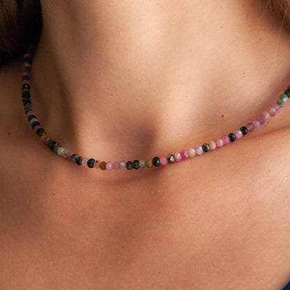 שרשרת אבני טורמלין