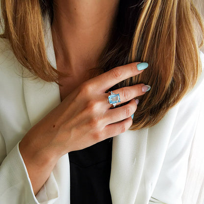 טבעת "ריין" עם בלו טופז