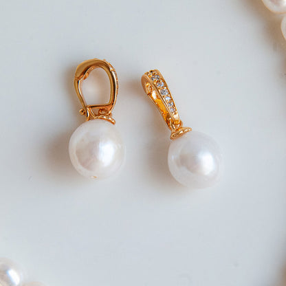 תליון פנינה צ'ארם זהב