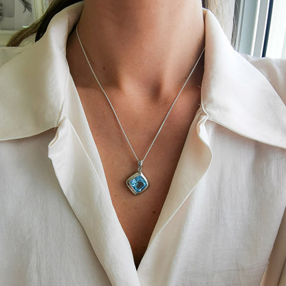 תליון כסף טהור "מונרו" עם אבן בלו טופז