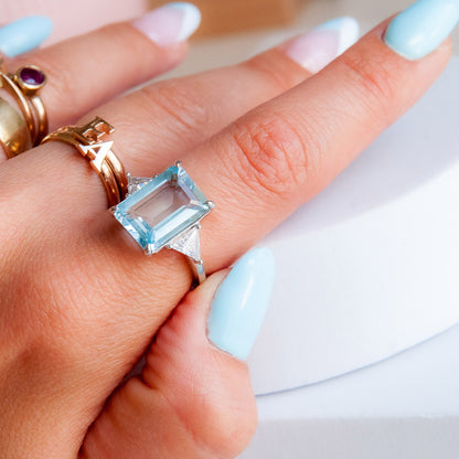 טבעת "ריין" עם בלו טופז