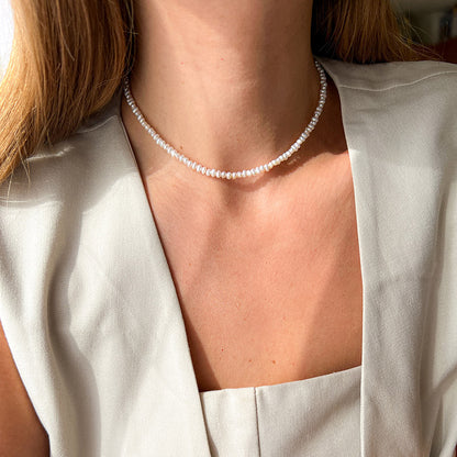 שרשרת פנינים עדינה אלה-לי