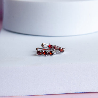 עגילי כסף "אוליב" עם אבני גרנט