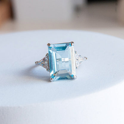 טבעת "ריין" עם בלו טופז