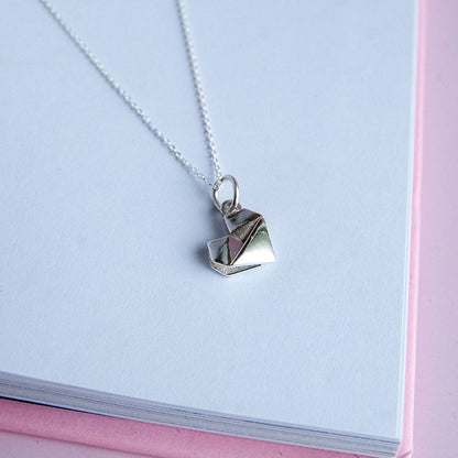 AMOR שרשרת כסף