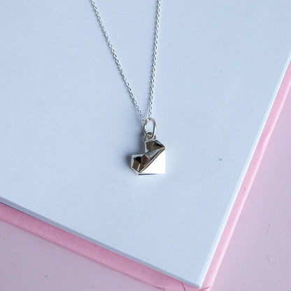 AMOR שרשרת כסף