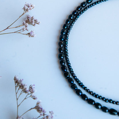 BLACK BEATRICE שרשרת פנינים