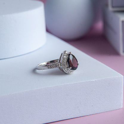DIANA טבעת כסף עם אבן גרנט