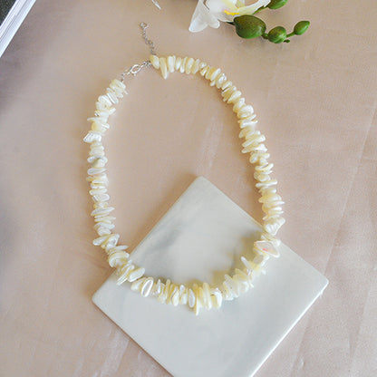 שרשרת צדף לבן