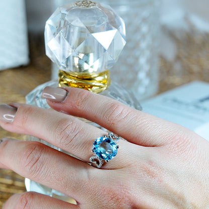טבעת מכסף טהור "מישל" עם אבן בלו טופז