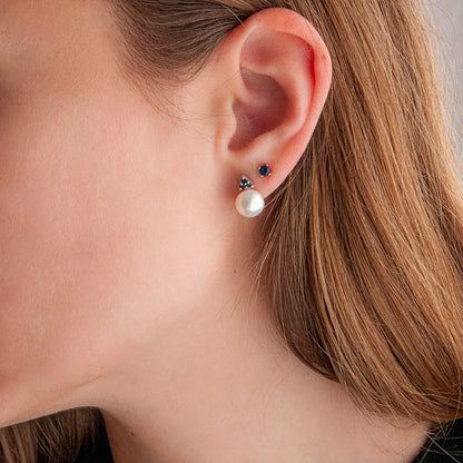 עגילי כסף "פיונה" עם פנינה וספיר