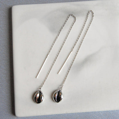 KUBA עגיל כסף נופל עם צדף