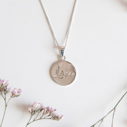 LOVE שרשרת כסף