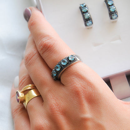 טבעת "מריי" עם בלו טופז