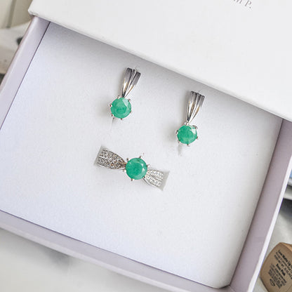 טבעת כסף "מיה" עם אבן אמרלד